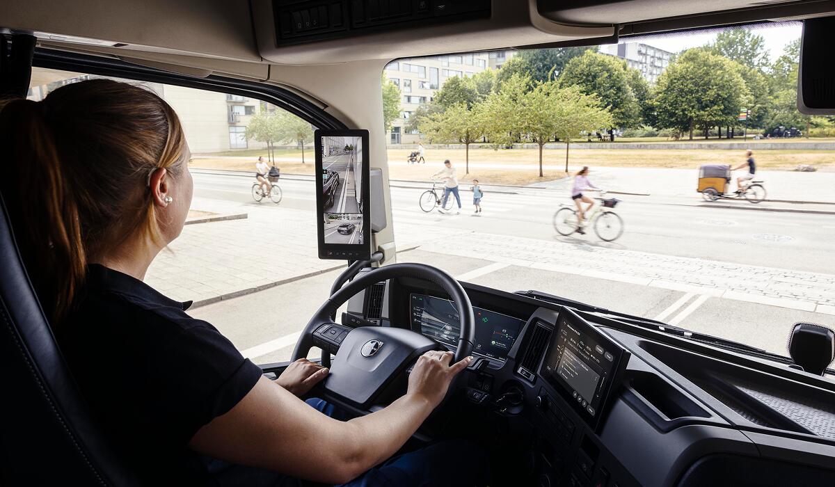 Driver retention and safety: the human side of fleet performance