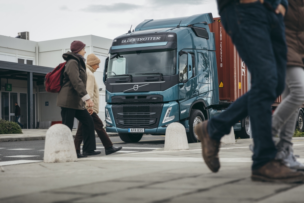 Volvo Trucks first to deliver Amazon Alexa in new heavy-duty trucks